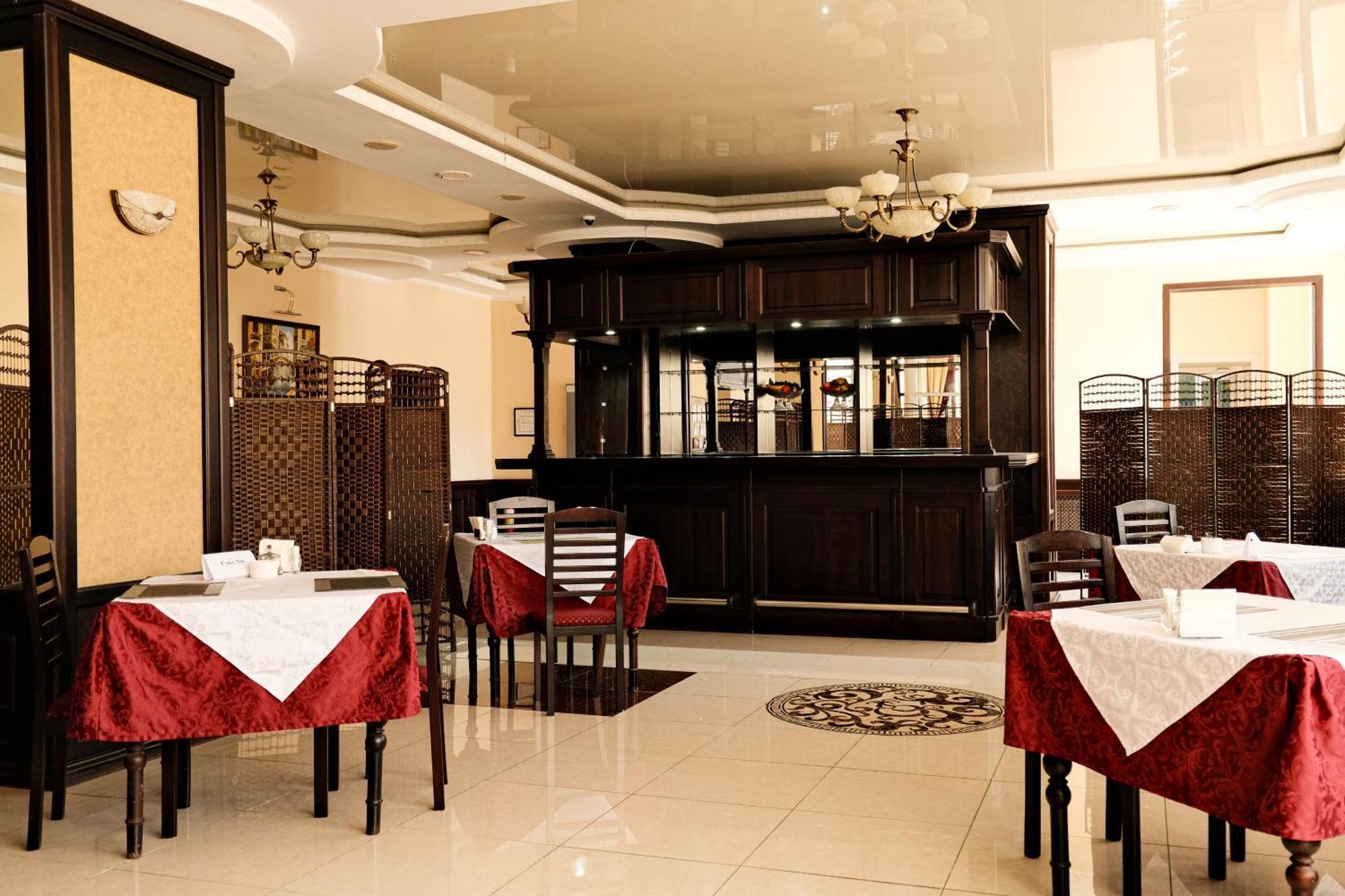 Belon Life Hotel Astana Exterior foto