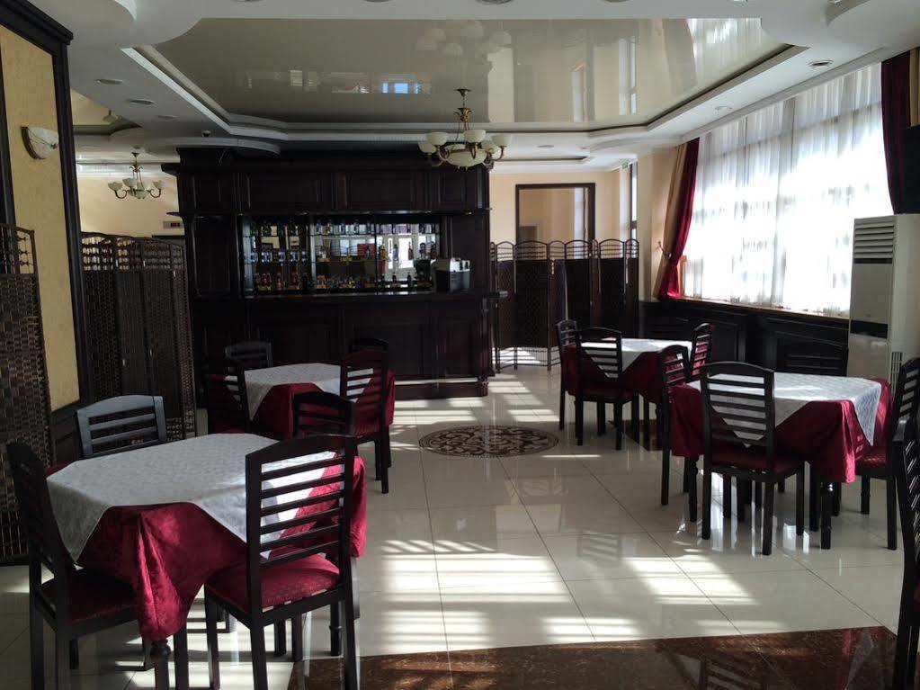 Belon Life Hotel Astana Exterior foto